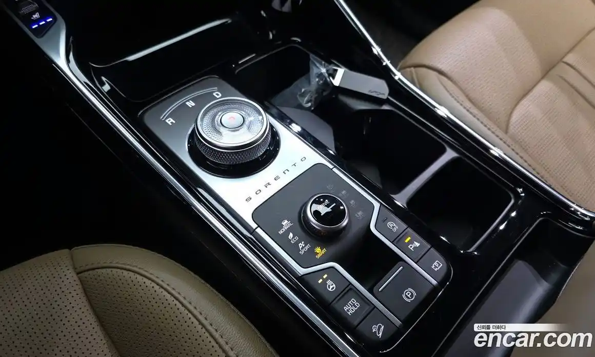 Kia Sorento 2024 2.5 гидро в Москве № 1831659, фото 9