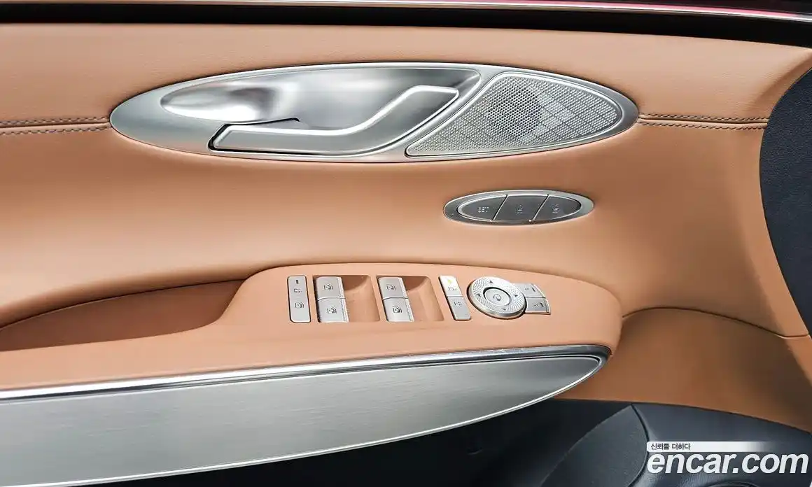 Genesis GV70 2024 2.5 гидро в Москве № 1832166, фото 31