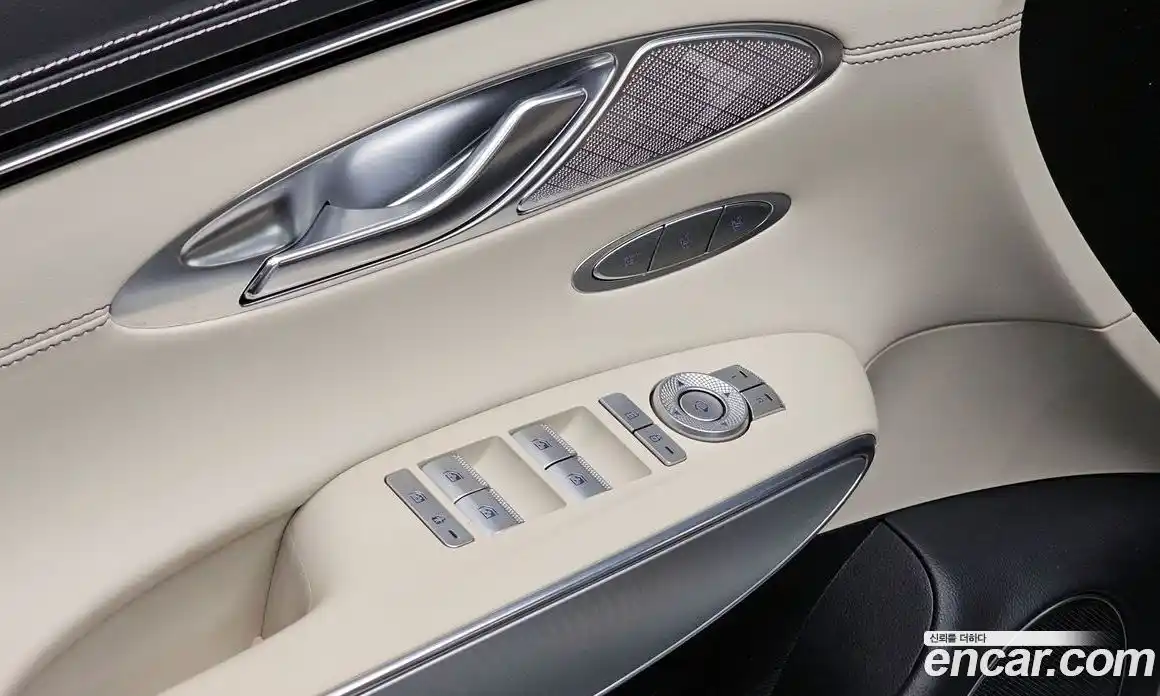 Genesis GV70 2022 2.5 гидро в Москве № 1832380, фото 22