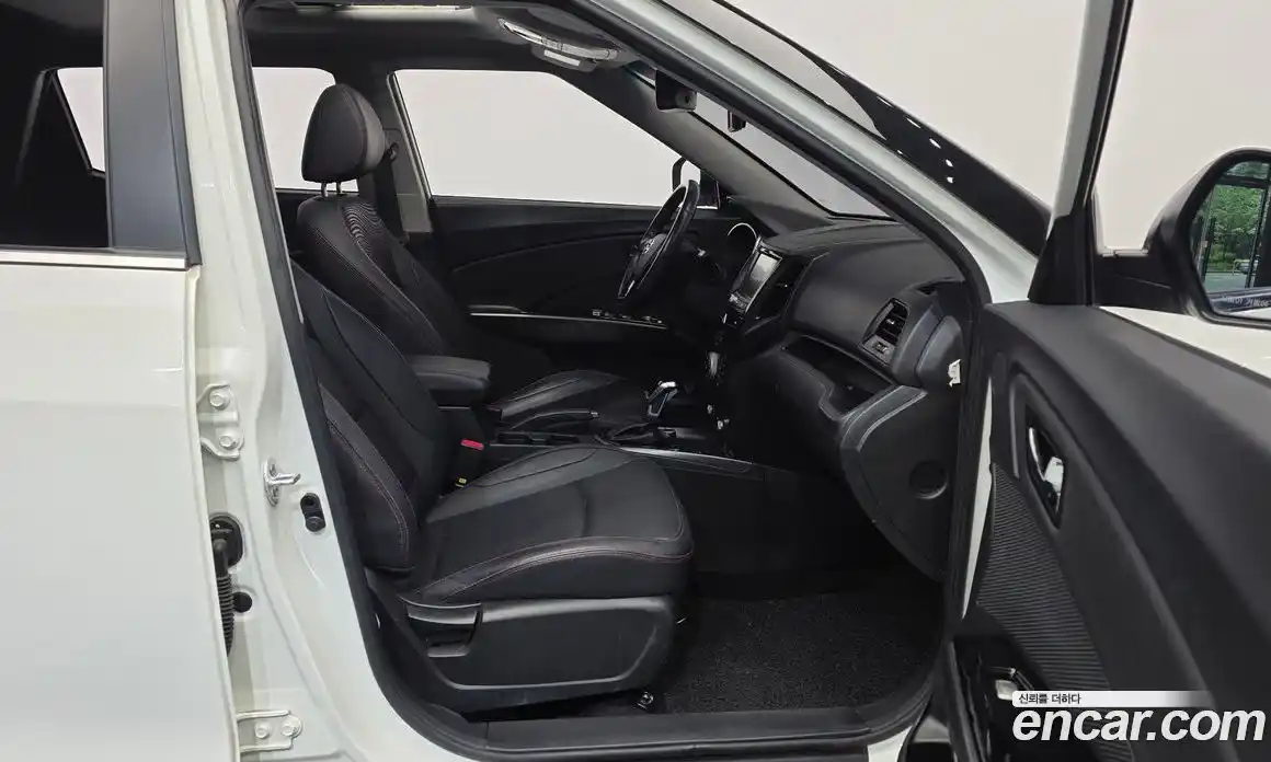 SsangYong TIBOLI 2018 1.6 гидро в Москве № 1832731, фото 11