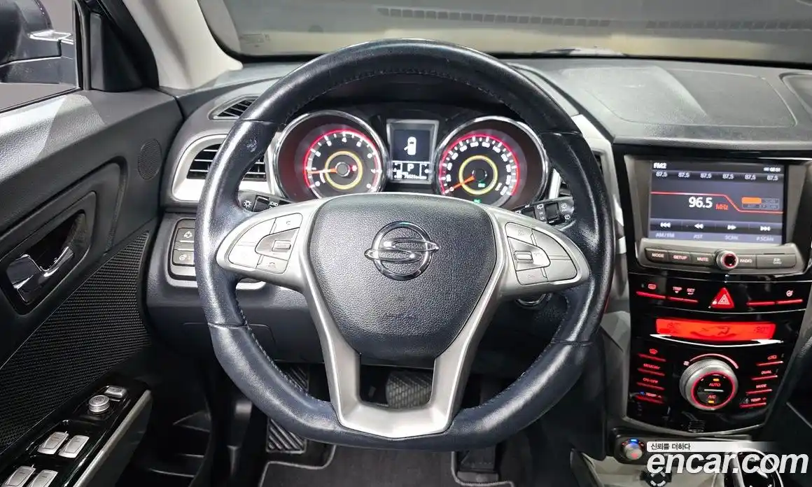 SsangYong TIBOLI 2016 1.6 гидро в Москве № 1832914, фото 13