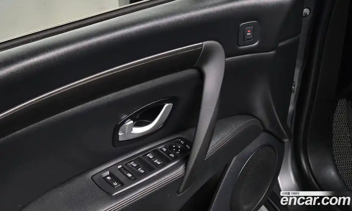Renault SM7 2017 2.0 гидро в Москве № 1835061, фото 16