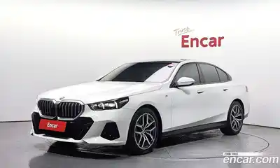 BMW 5-Series, 2025