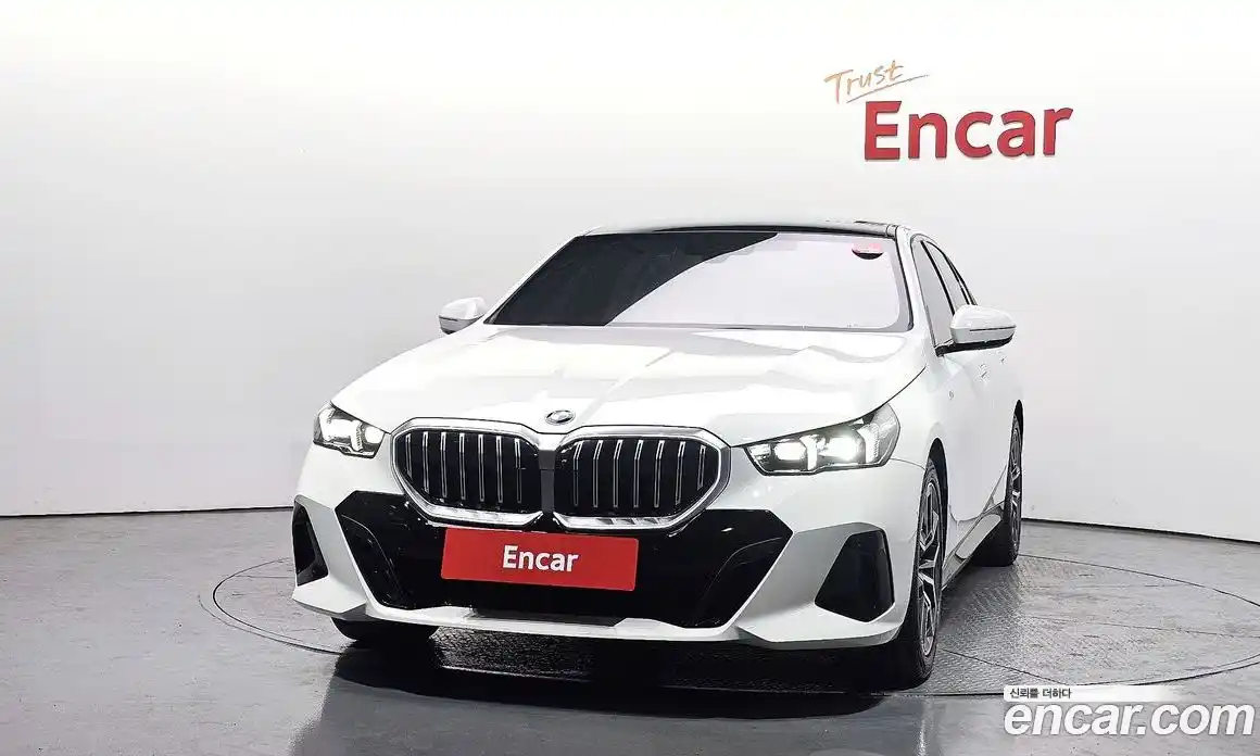BMW 5-Series 2025 2.0 гидро в Москве № 1835383, фото 3