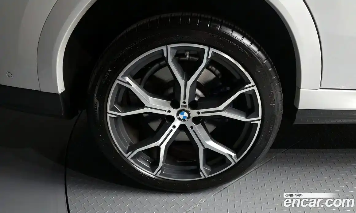 BMW X6 2021 3.0 гидро в Москве № 1835822, фото 5