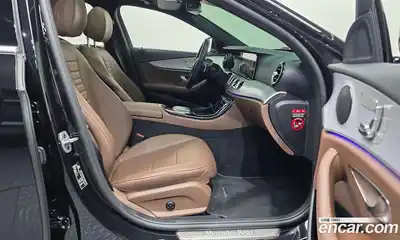 Mercedes-Benz E-Class 2021 2.0 гидро в Москве № 1835888, миниатюра 11