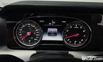 Mercedes-Benz E-Class 2018 2.0 гидро в Москве № 1836023, миниатюра 11