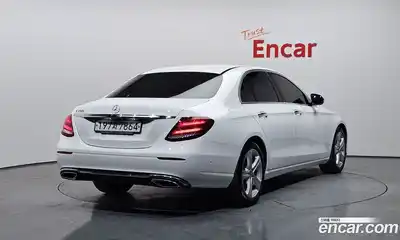 Mercedes-Benz E-Class 2018 2.0 гидро в Москве № 1836023, миниатюра 2