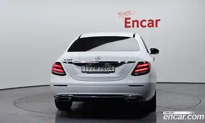 Mercedes-Benz E-Class 2018 2.0 гидро в Москве № 1836023, миниатюра 4