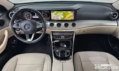 Mercedes-Benz E-Class 2018 2.0 гидро в Москве № 1836023, миниатюра 10