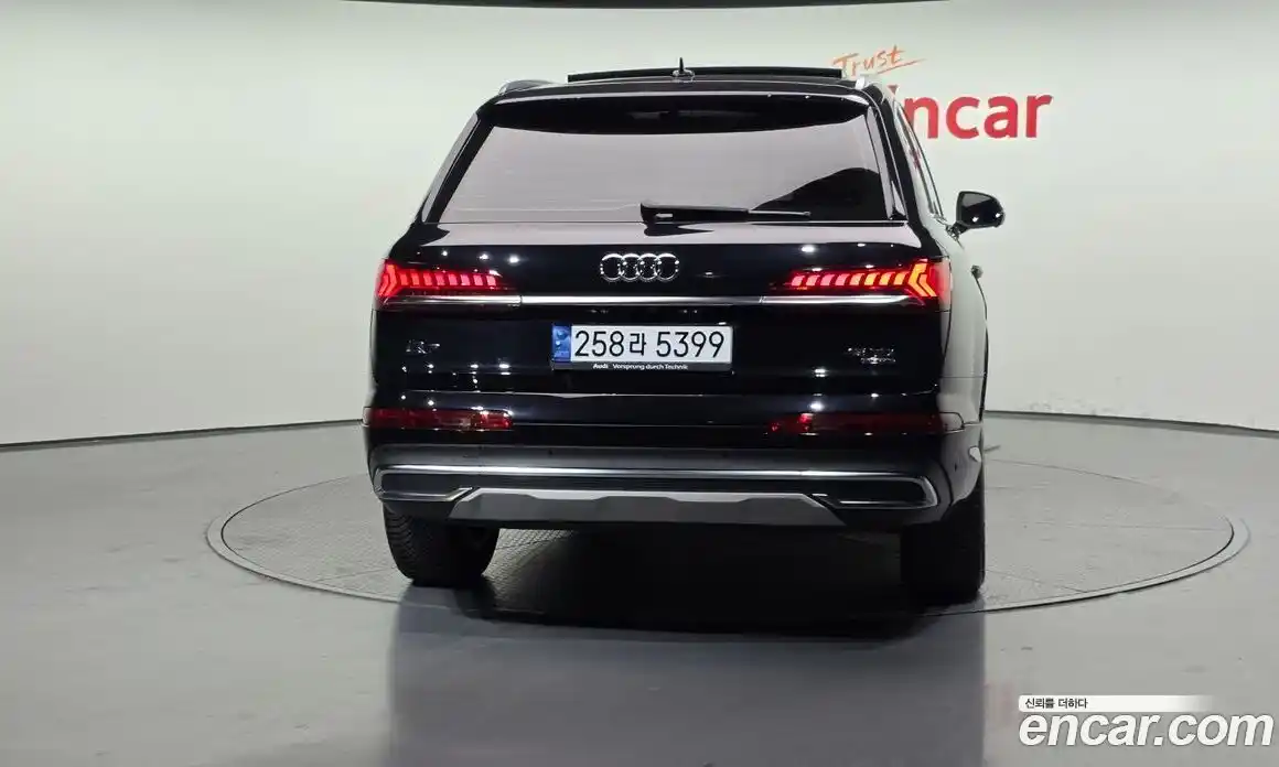 Audi Q7 2020 3.0 гидро в Москве № 1836530, фото 4