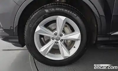 Audi Q7 2020 3.0 гидро в Москве № 1836530, миниатюра 5