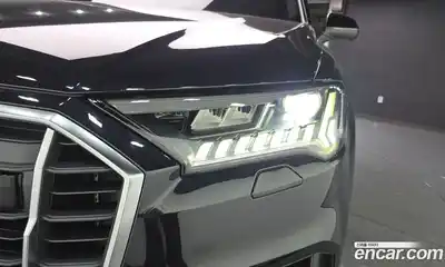 Audi Q7 2020 3.0 гидро в Москве № 1836530, миниатюра 8