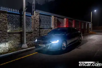 Audi A8, 2021