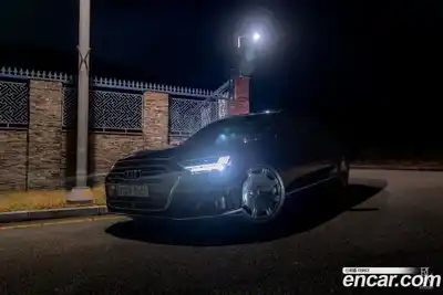 Audi A8 2021 3.0 гидро в Москве № 1836698, миниатюра 2
