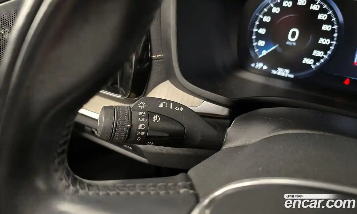 Volvo V60 2020 2.0 гидро в Москве № 1836870, фото 30