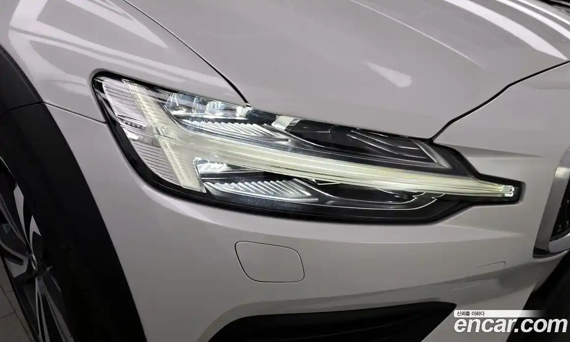 Volvo V60 2020 2.0 гидро в Москве № 1836870, фото 8