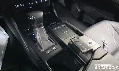 Lexus ES 2019 2.5 гидро в Москве № 1837924, миниатюра 12