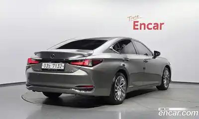 Lexus ES 2019 2.5 гидро в Москве № 1837924, миниатюра 2