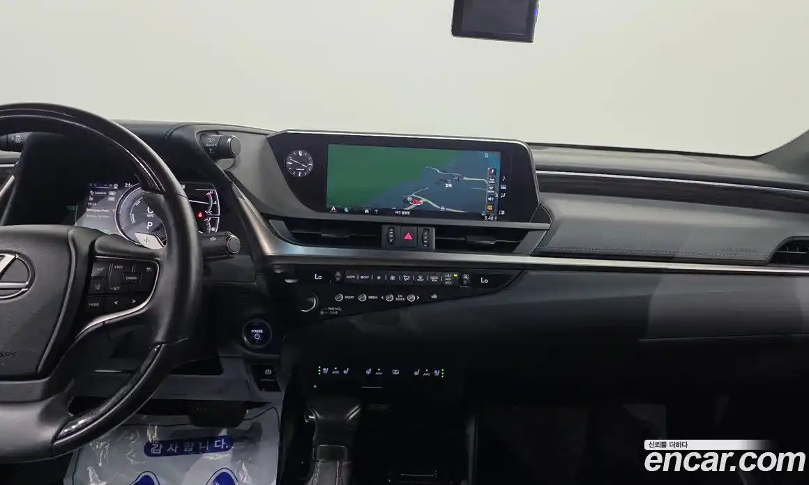 Lexus ES 2019 2.5 гидро в Москве № 1837924, фото 23