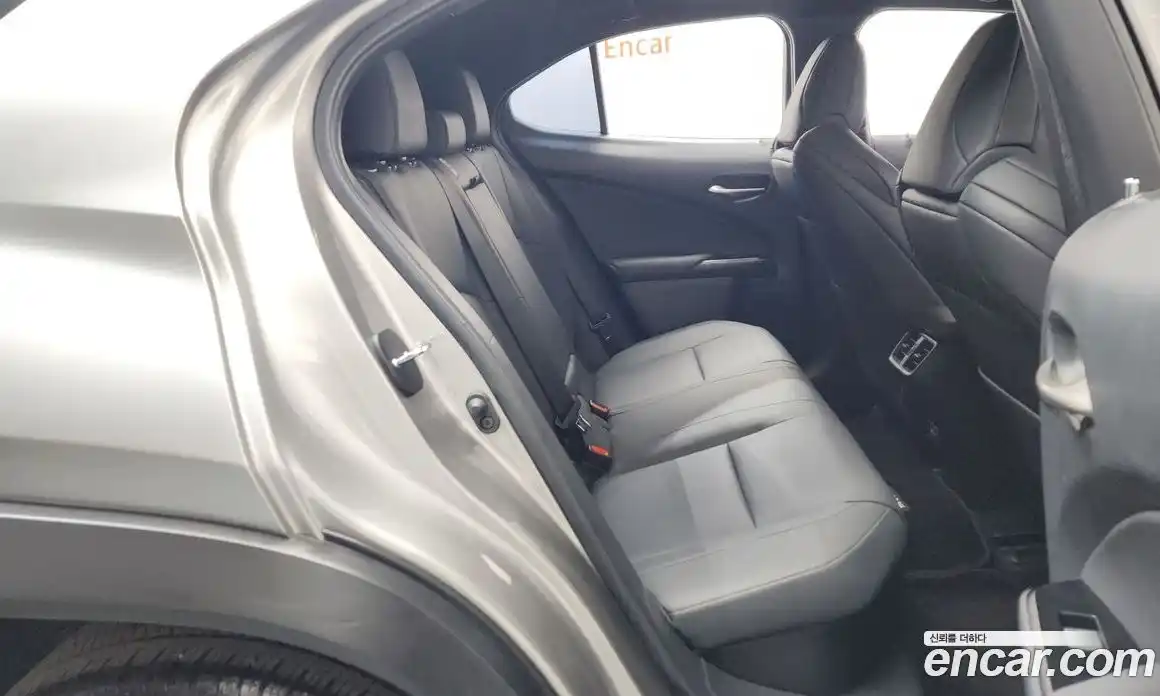 Lexus UX 2021 2.0 гидро в Москве № 1837932, фото 16