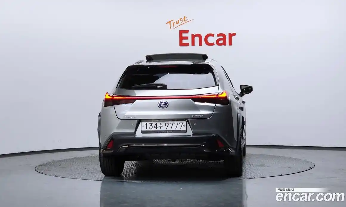 Lexus UX 2021 2.0 гидро в Москве № 1837932, фото 4