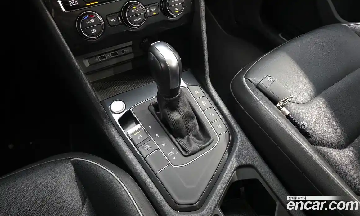 Volkswagen Tiguan 2020 2.0 гидро в Москве № 1838077, фото 12