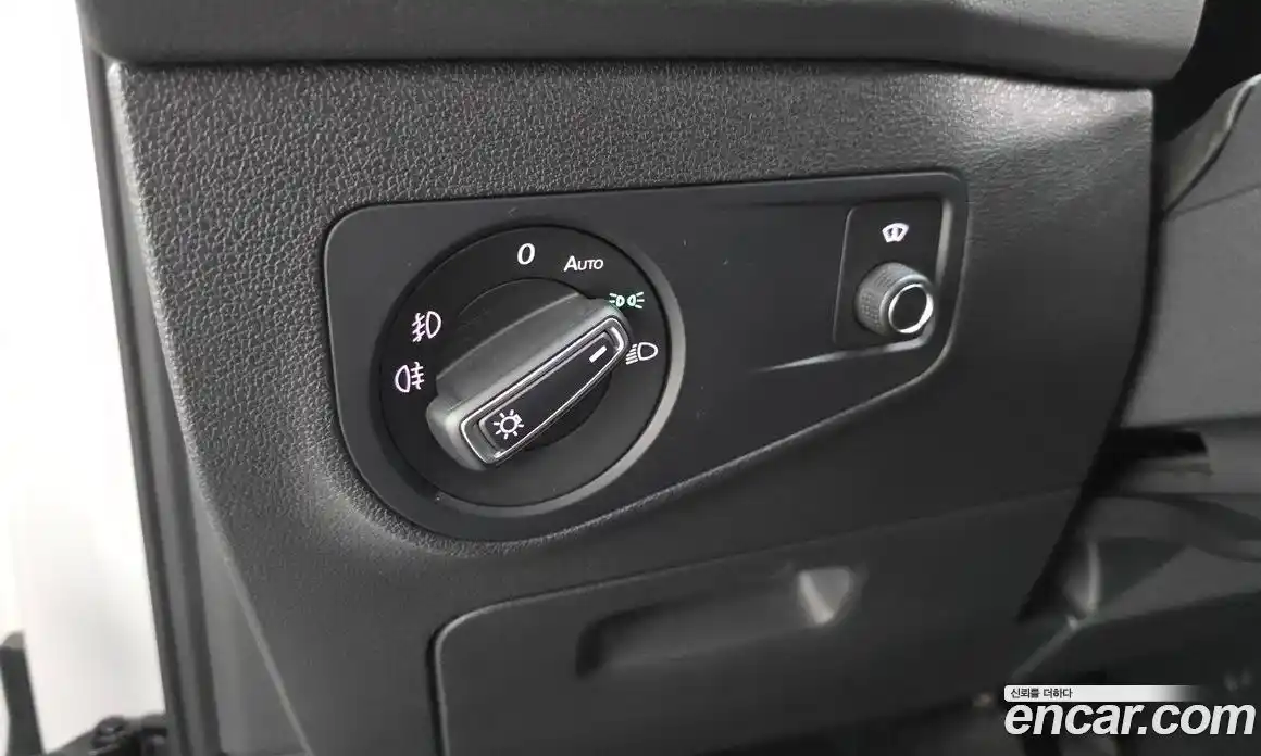 Volkswagen Tiguan 2020 2.0 гидро в Москве № 1838077, фото 32