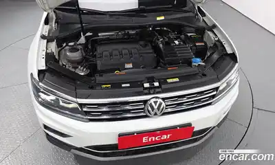 Volkswagen Tiguan 2020 2.0 гидро в Москве № 1838077, миниатюра 6