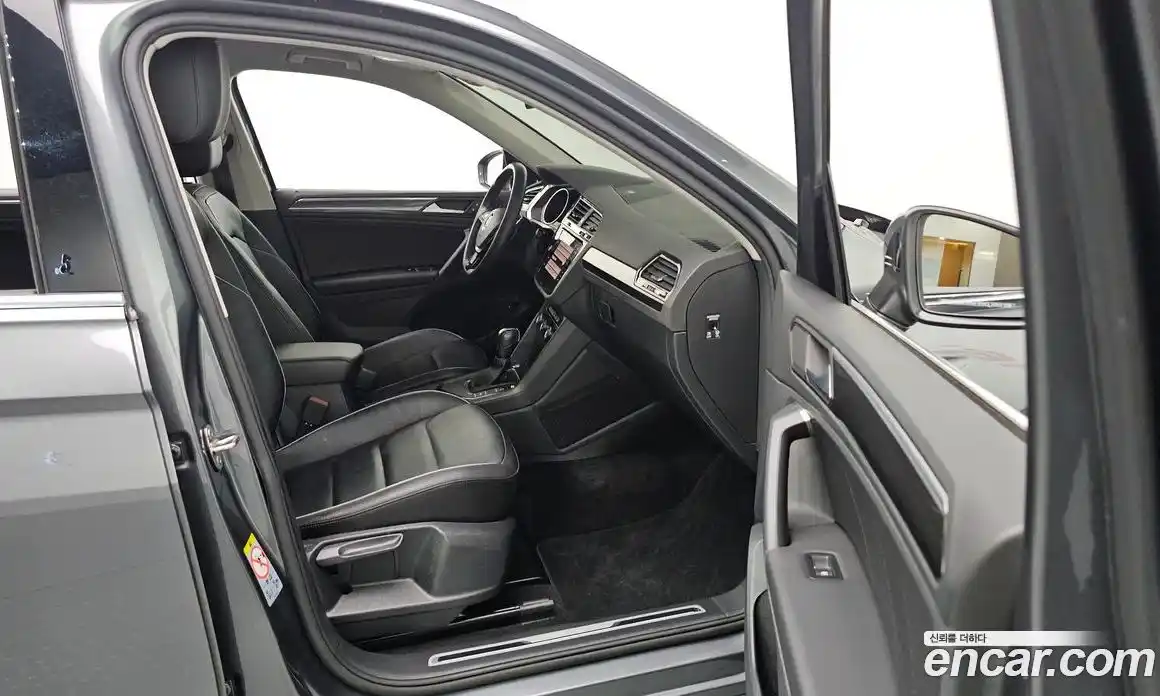 Volkswagen Tiguan 2020 2.0 гидро в Москве № 1838098, фото 18
