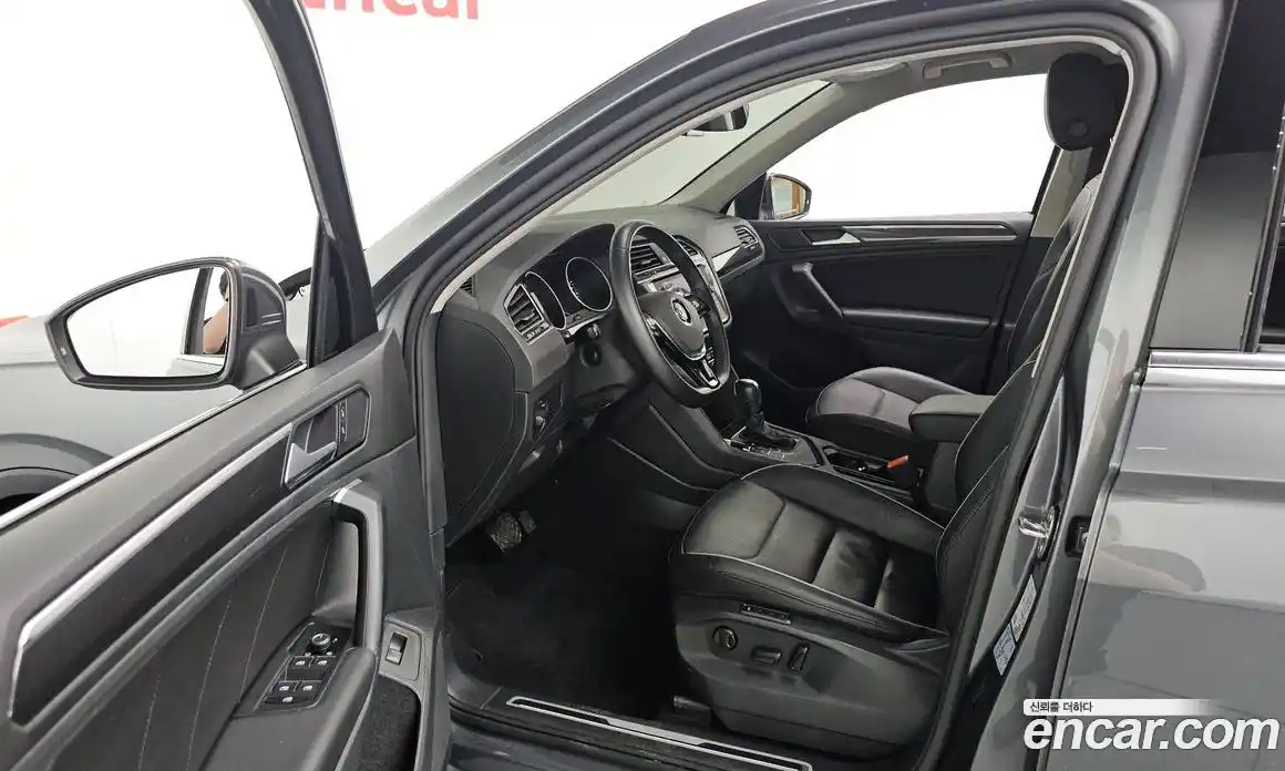 Volkswagen Tiguan 2020 2.0 гидро в Москве № 1838098, фото 10
