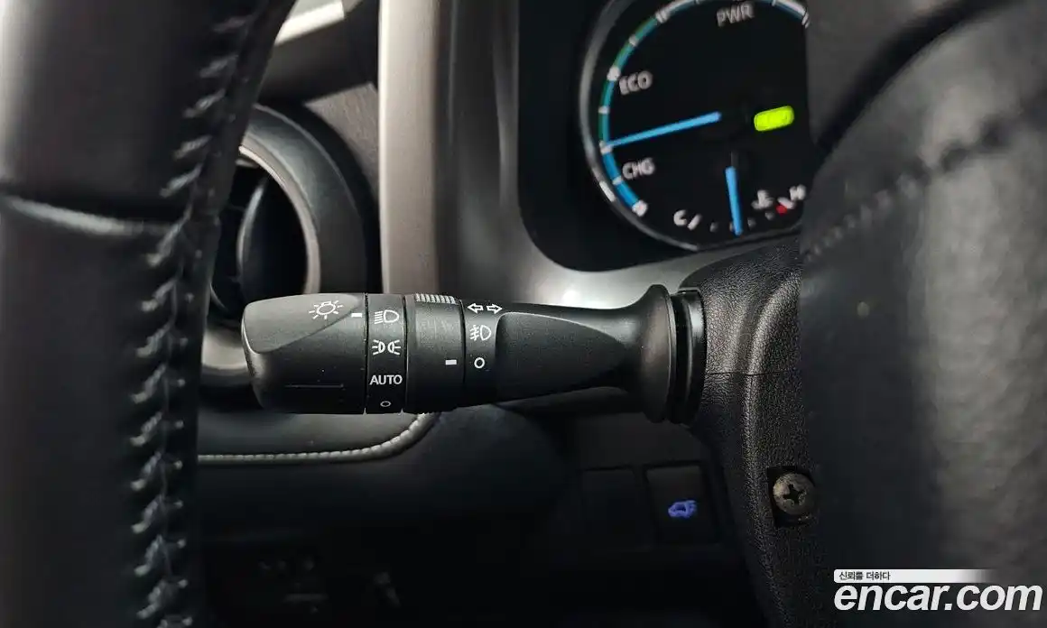 Toyota RAV4 2016 2.5 гидро в Москве № 1838506, фото 13