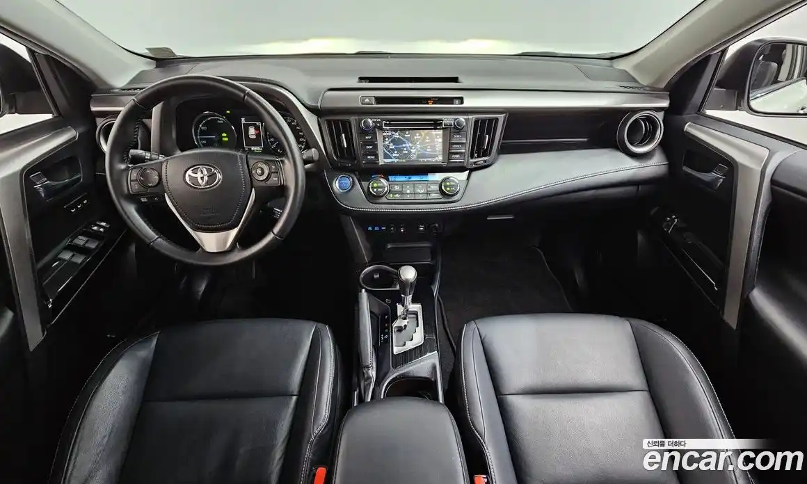 Toyota RAV4 2016 2.5 гидро в Москве № 1838506, фото 7