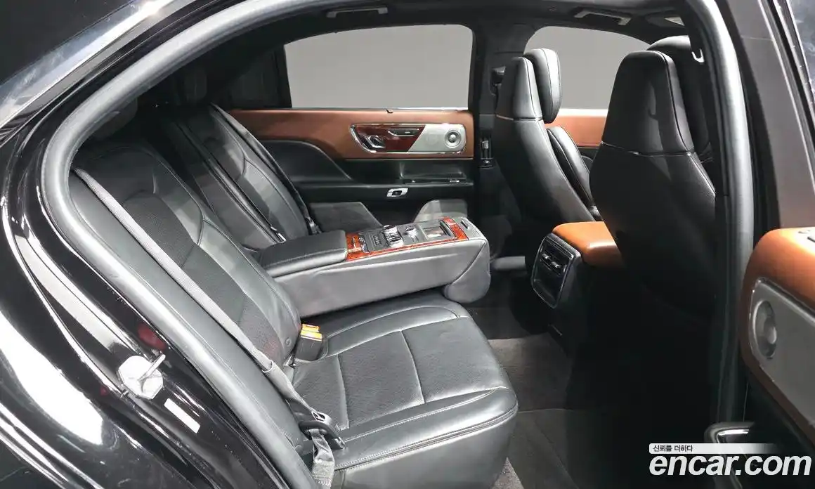 Lincoln Continental 2017 3.0 гидро, фото 12