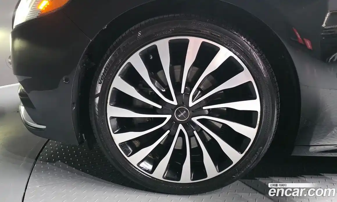 Lincoln Continental 2017 3.0 гидро, фото 5