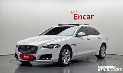 Jaguar XF, 2018