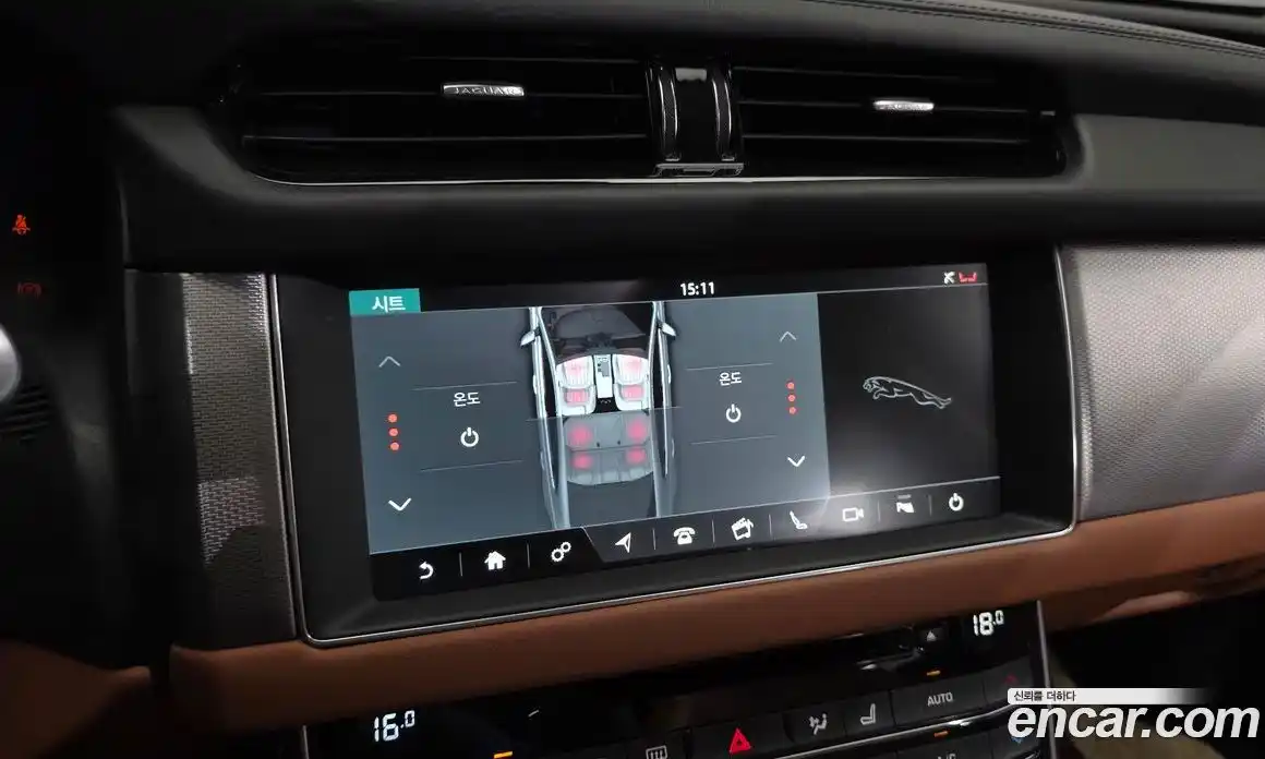 Jaguar XF 2018 2.0 гидро в Москве № 1840477, фото 17