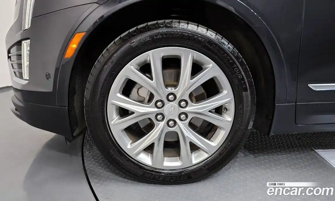 Cadillac XT5 2020 3.6 гидро в Москве № 1842039, фото 5