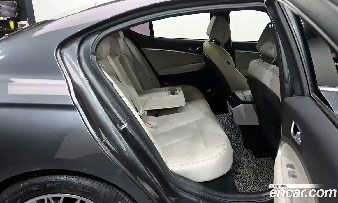 Genesis G70 2021 2.0 гидро в Москве № 20868, фото 12