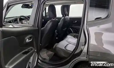 Jeep Renegade 2019 2.4 гидро в Москве № 232627, миниатюра 11