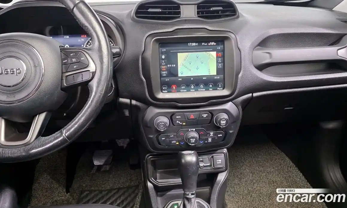 Jeep Renegade 2019 2.4 гидро в Москве № 232627, фото 18