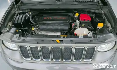 Jeep Renegade 2019 2.4 гидро в Москве № 232627, миниатюра 6