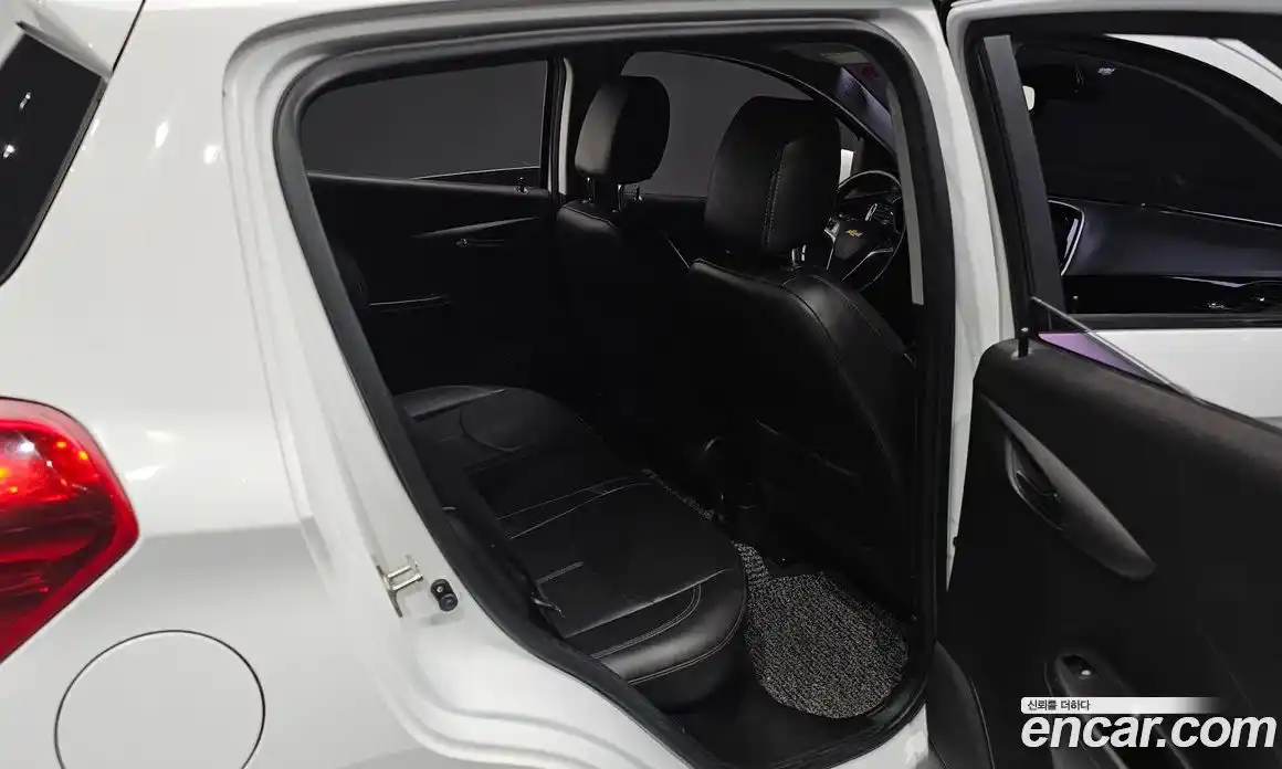 Chevrolet Spark 2016 1.0 гидро в Москве, фото 28