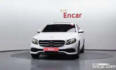 Mercedes-Benz E-Class 2020 2.0 гидро в Москве, миниатюра 3