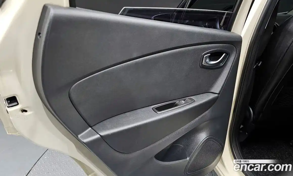 Renault QM3 2018 1.5 гидро в Москве № 1248734, фото 14