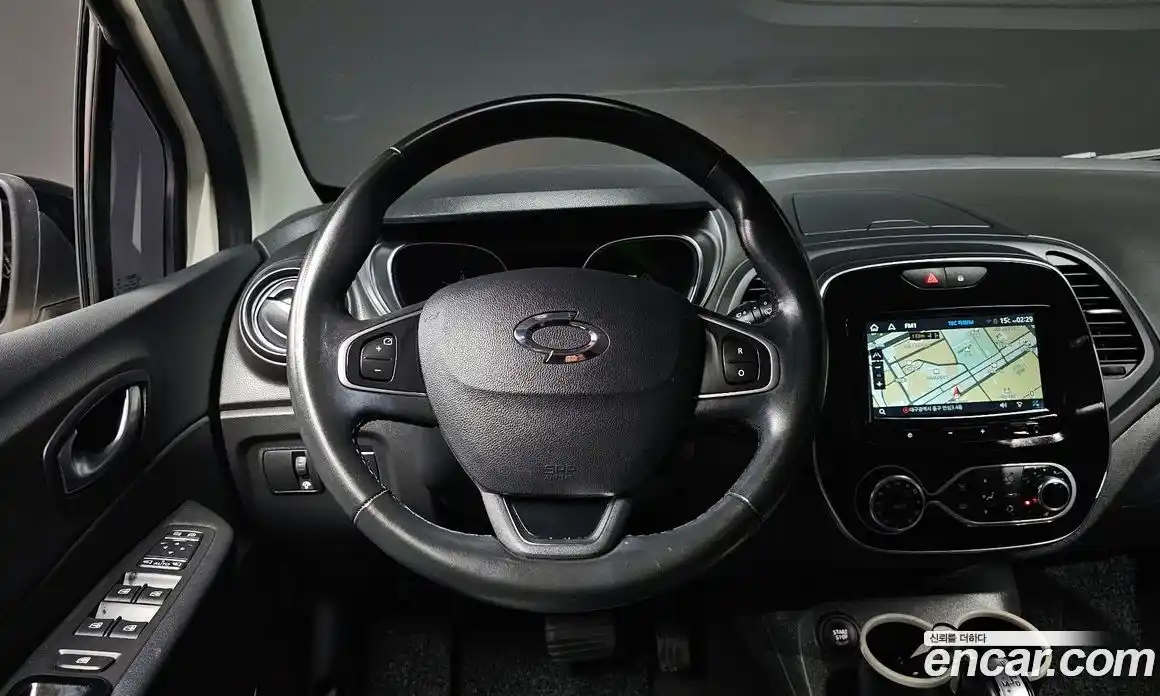 Renault QM3 2018 1.5 гидро в Москве № 1248734, фото 17