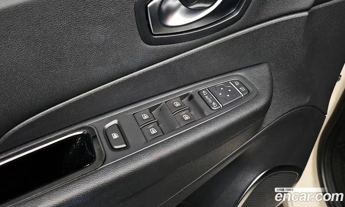 Renault QM3 2018 1.5 гидро в Москве № 1248734, фото 22