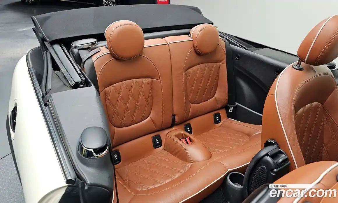 Mini Cooper Convertible 2022 2.0 гидро в Москве № 1250894, фото 18