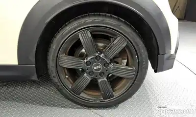 Mini Cooper Convertible 2022 2.0 гидро в Москве № 1250894, миниатюра 7