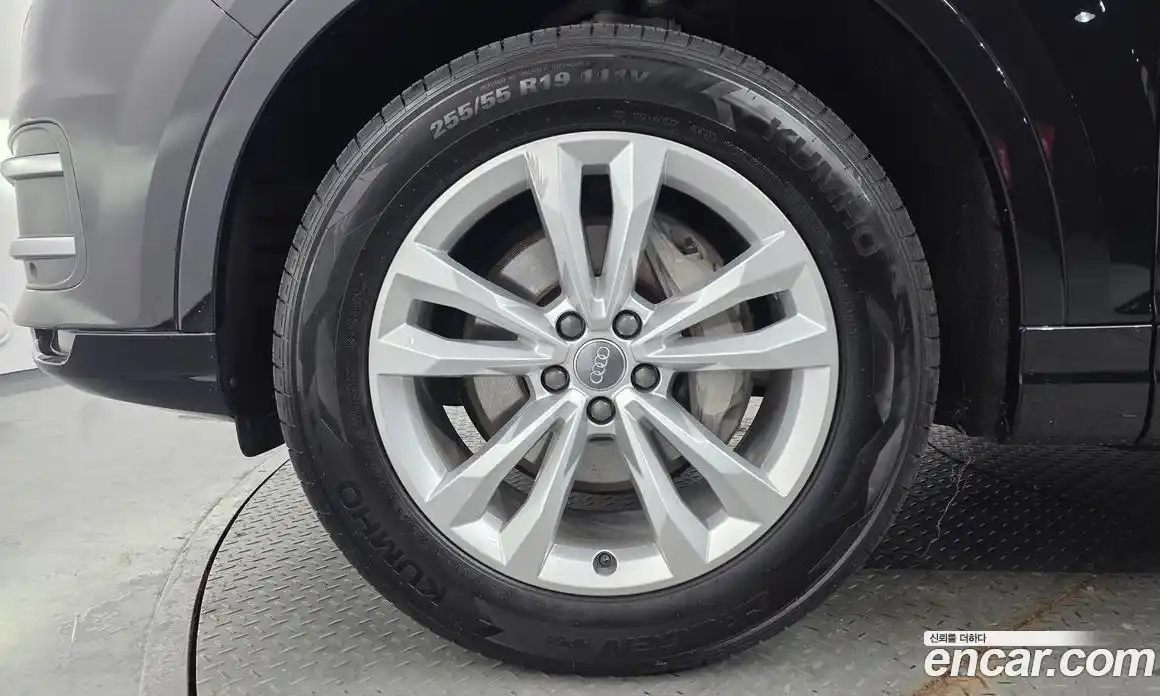 Audi Q7 2019 2.0 гидро в Москве № 1280082, фото 5
